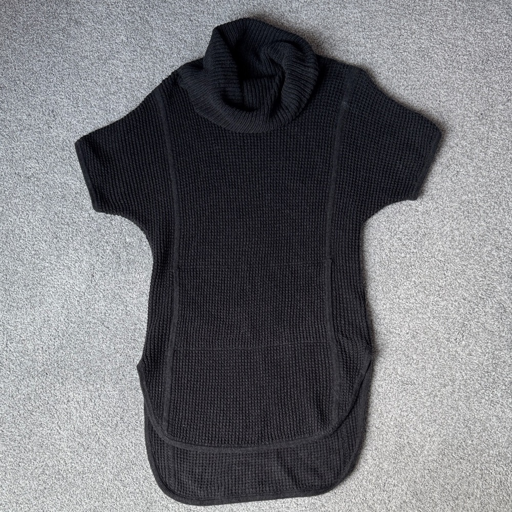 Black Short-Sleeve Turtleneck Knit Sweater